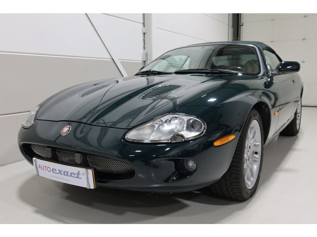 Jaguar XK XKR 4.0 V8 Convertible I Perfect service history I British racing green I org NL 53348868-0.jpg | Auto Exact